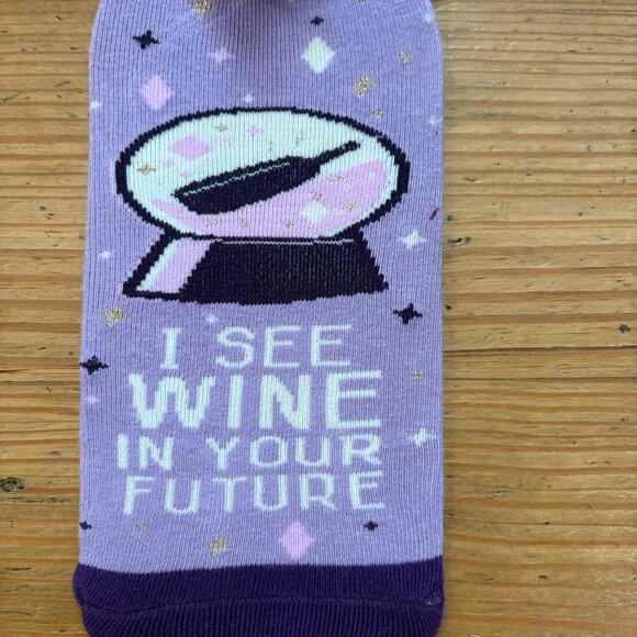 NWT purple fortune teller Wine in your Future wine bottle sock - Picture 2 of 3